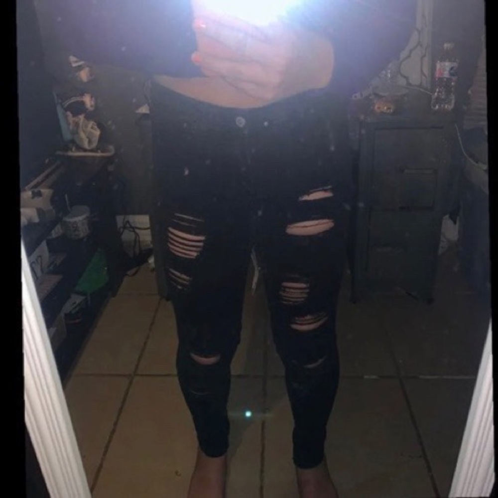 Hollister Black Destroyed Skinny Jeans size 7 W28